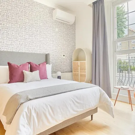 Sonder Camden Road Hotel